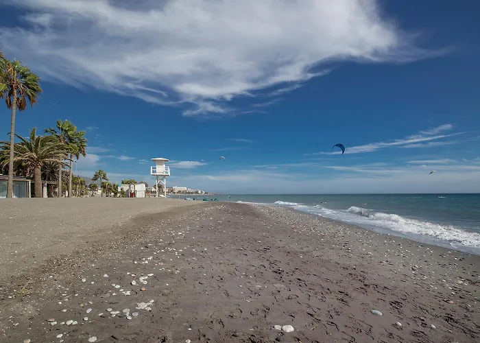 Paradise, Nº5 Apartment Nerja